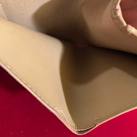 AUTHENTICATED Louis Vuitton vernis wallet - Picture 8 of 16